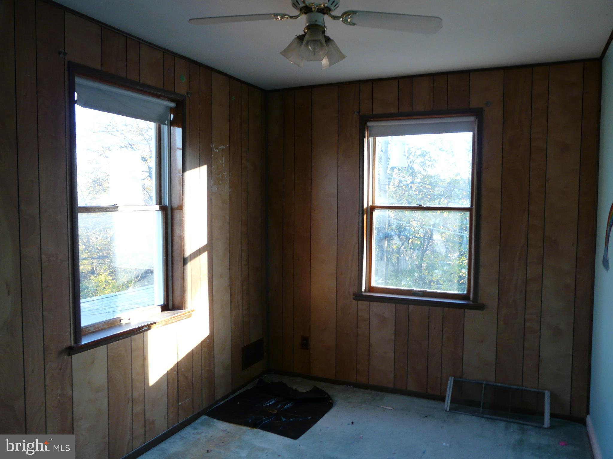 7327 Kirtley Road Baltimore, MD 21224 - Photo 12 of 16 Bed Room 2