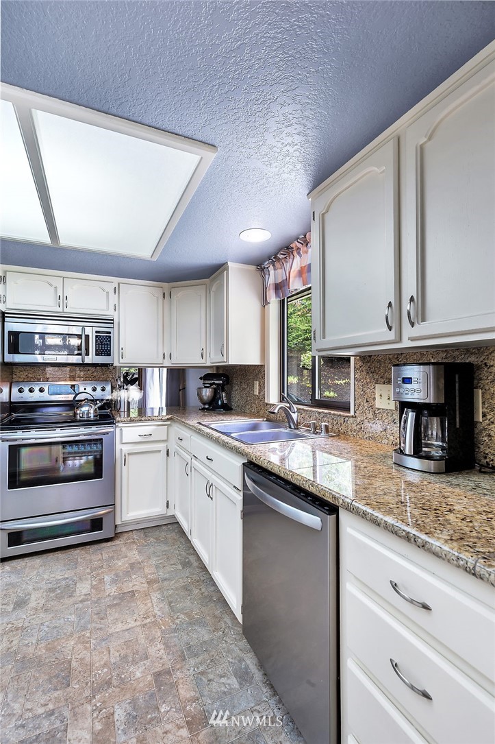16707 OK Mill Road Snohomish, WA 98290 - Photo 10 of 25