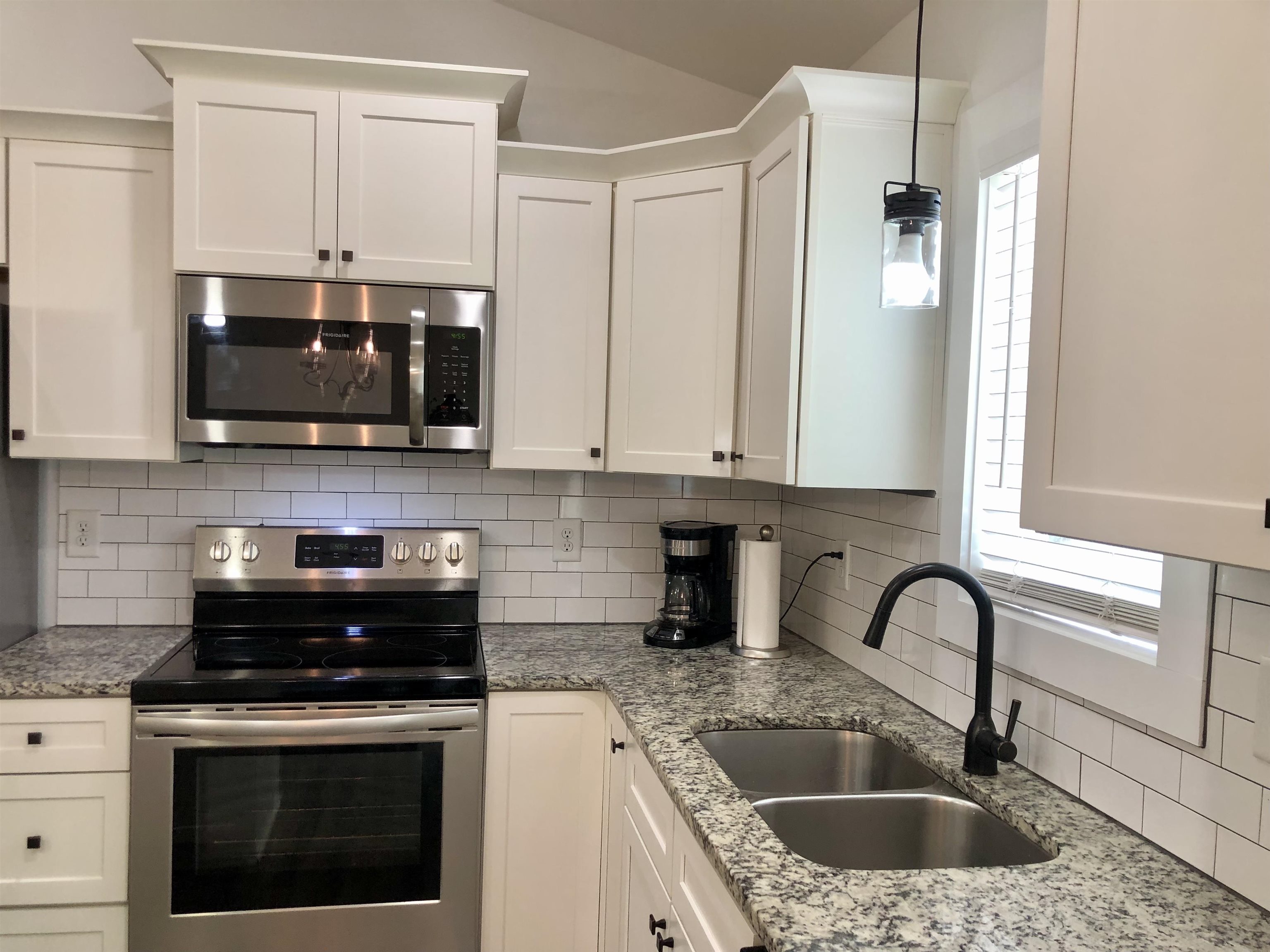 6277 Highway 11 Inman, SC 29349 - Photo 6 of 16