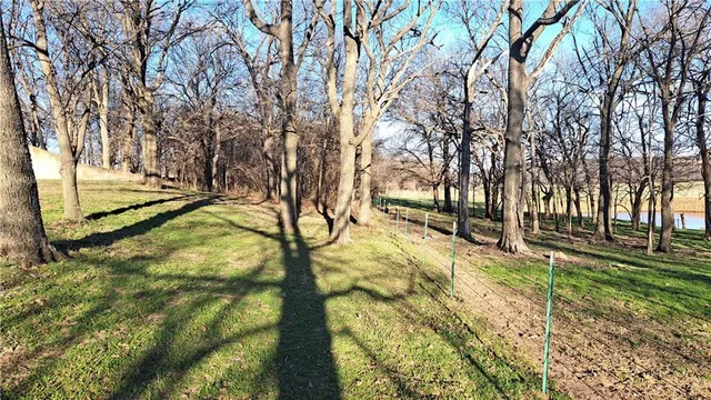 $410,000 | 2101 A Dove, Longton, KS 67352