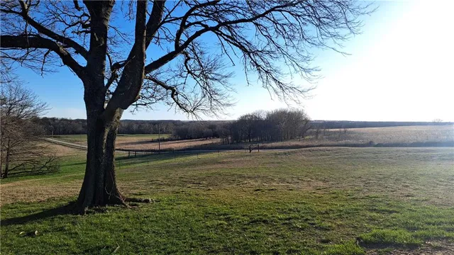 $410,000 | 2101 A Dove, Longton, KS 67352