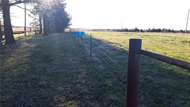 $410,000 | 2101 A Dove, Longton, KS 67352