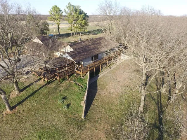 $410,000 | 2101 A Dove, Longton, KS 67352