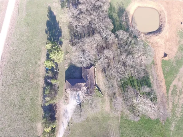 $410,000 | 2101 A Dove, Longton, KS 67352