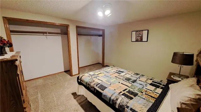 $410,000 | 2101 A Dove, Longton, KS 67352