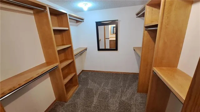 $410,000 | 2101 A Dove, Longton, KS 67352