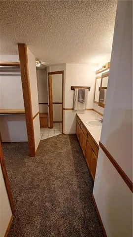 $410,000 | 2101 A Dove, Longton, KS 67352