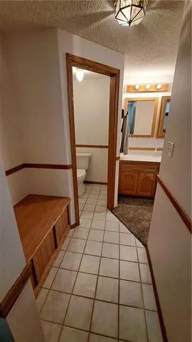 $410,000 | 2101 A Dove, Longton, KS 67352