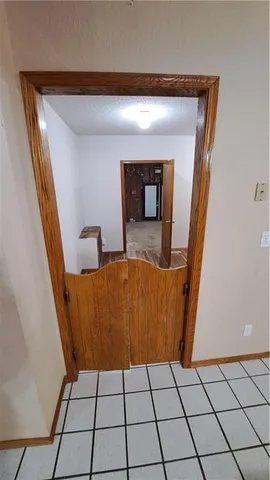 $410,000 | 2101 A Dove, Longton, KS 67352