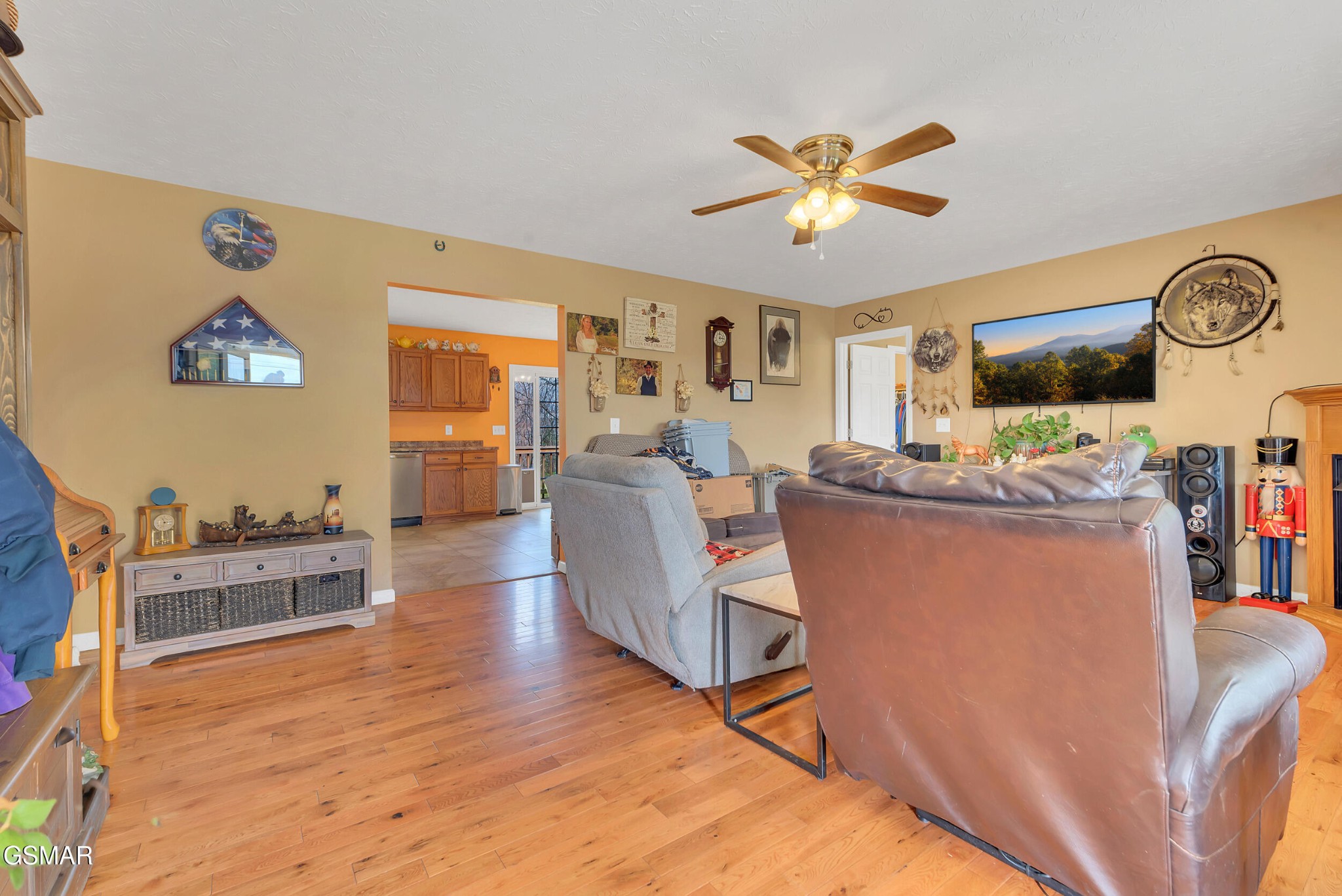 274 Ramblin Road Newport, TN 37821 - Photo 8 of 32 a living room with furniture and a wooden floor