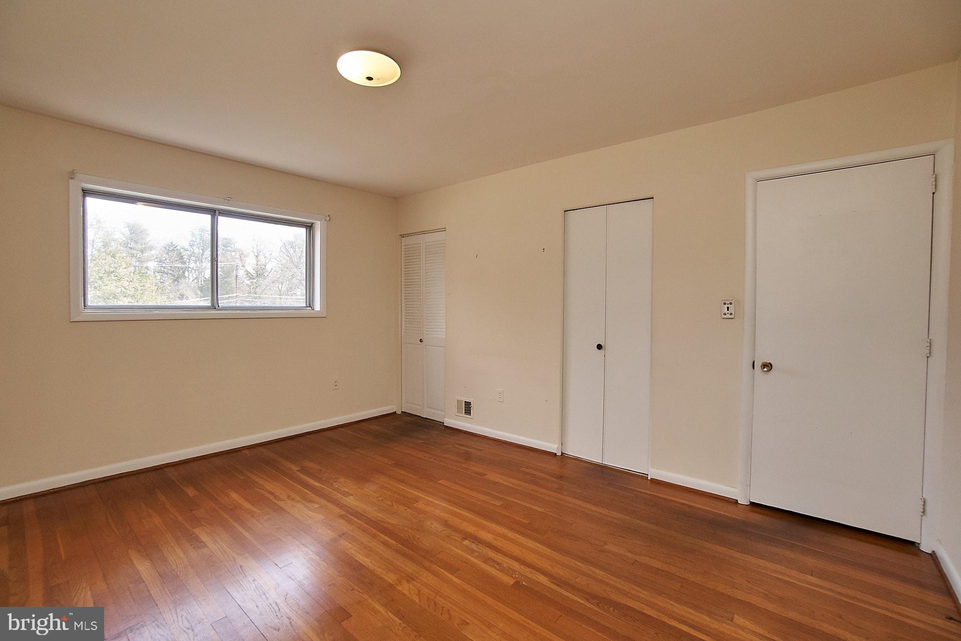 6541 Kerns Road Falls Church, VA 22044 - Photo 12 of 28 Gallery Image 12