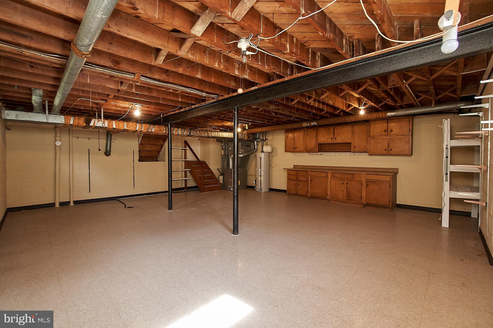 6541 Kerns Road Falls Church, VA 22044 - Photo 26 of 28 Large, dry basement ready to be finished!