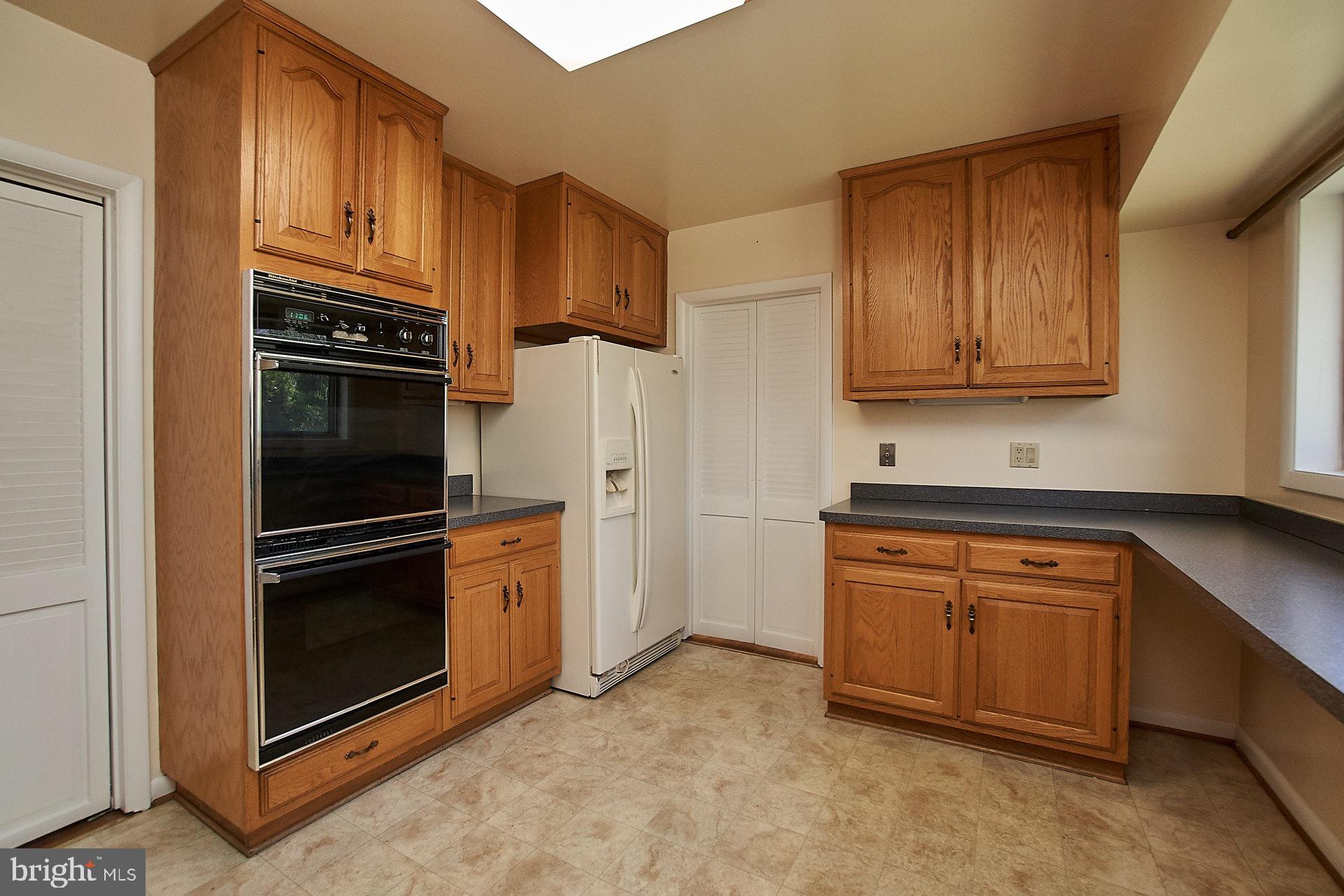 6541 Kerns Road Falls Church, VA 22044 - Photo 8 of 28 Skylight for abundant natural light