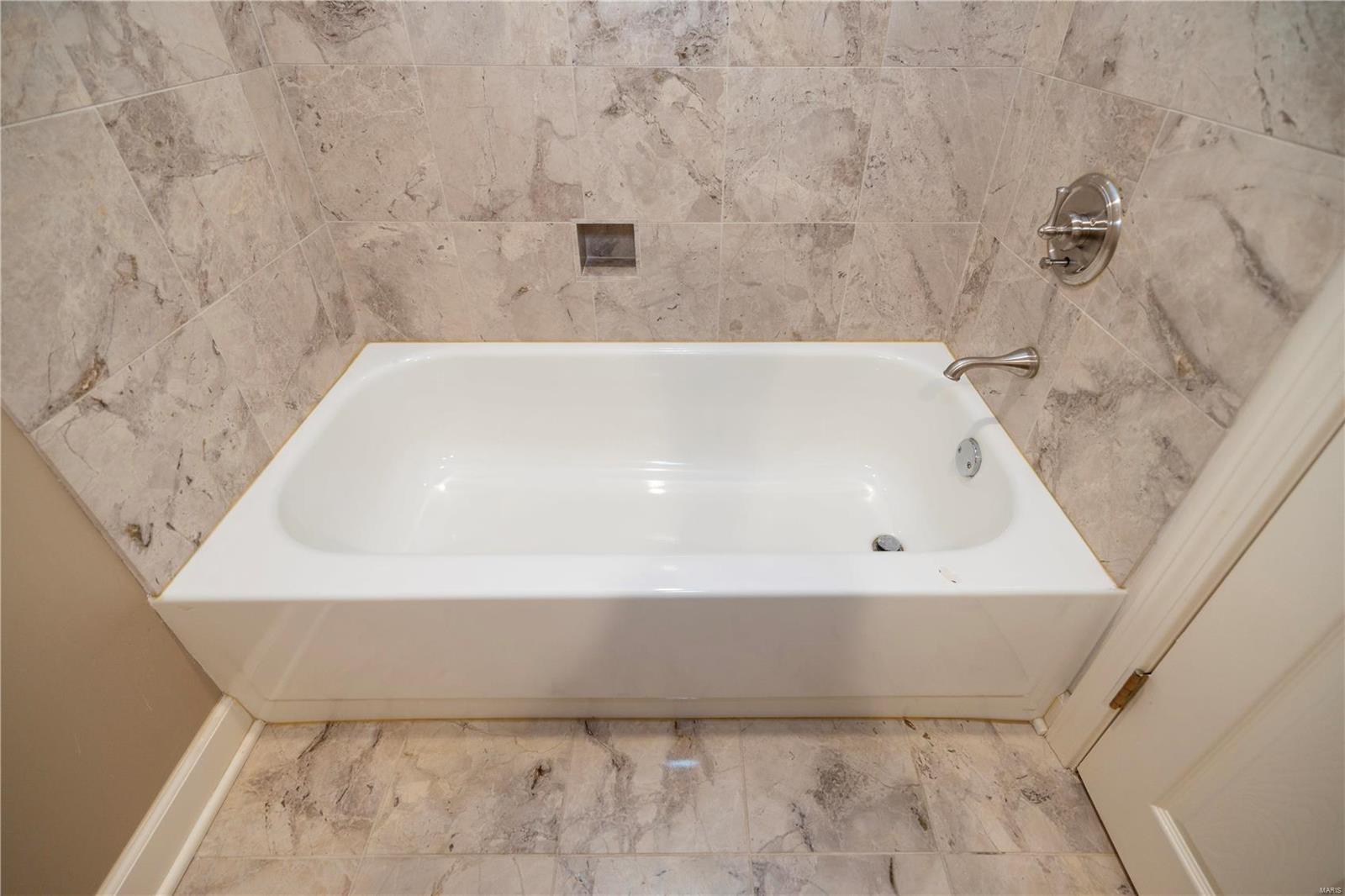 14965 Clayton Road Chesterfield, MO 63017 - Photo 23 of 23 Gallery Image 23