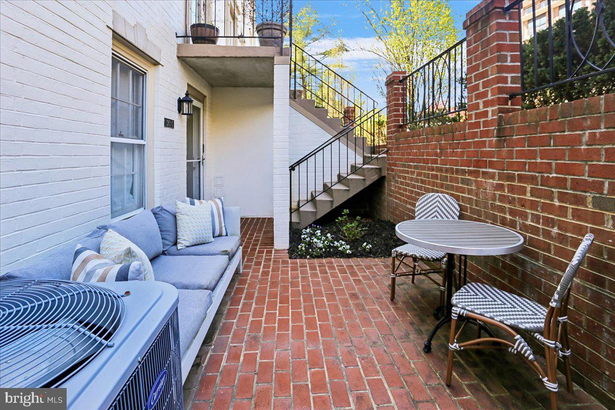 3263 Sutton Place Northwest, Unit C Washington, DC 20016 - Photo 3 of 42 Front Patio
