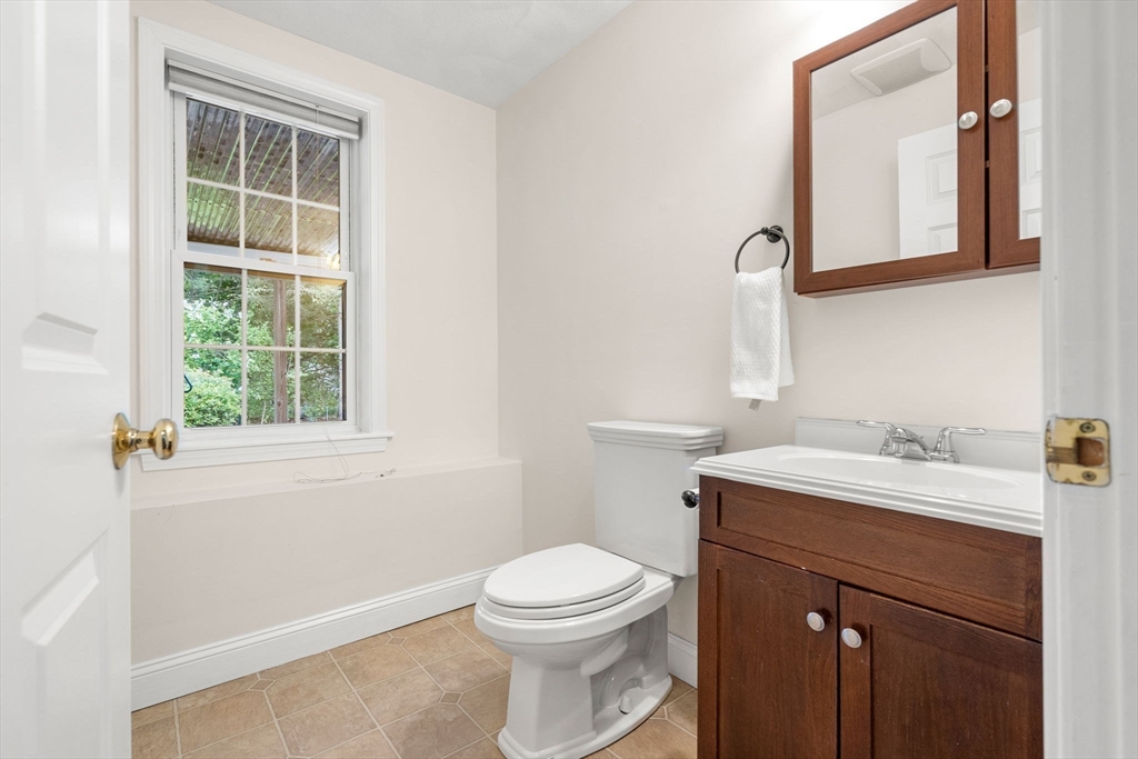 157 Trull Road Tewksbury, MA 01876 - Photo 27 of 42 Gallery Image 27