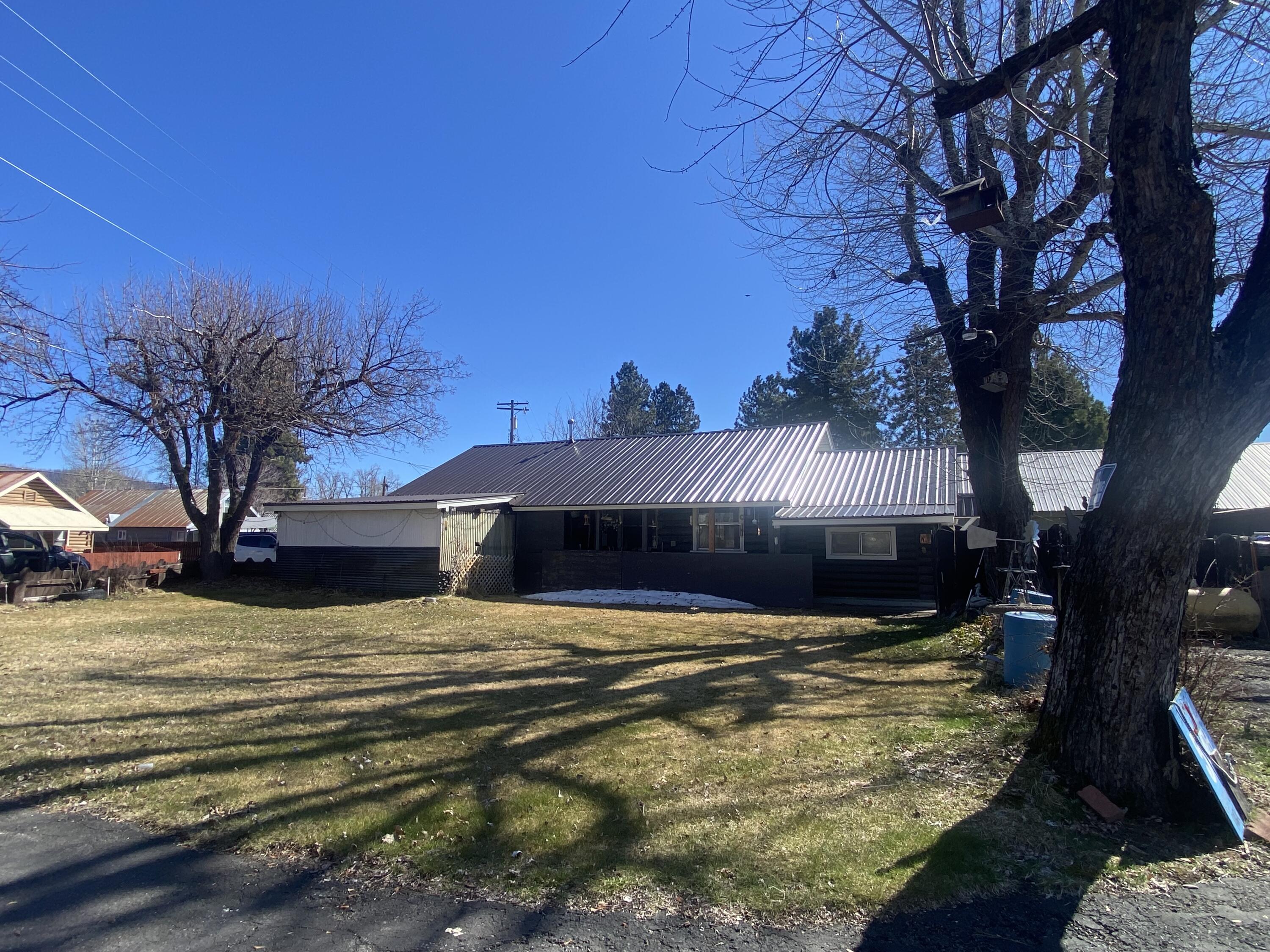 Side Grass Roof View