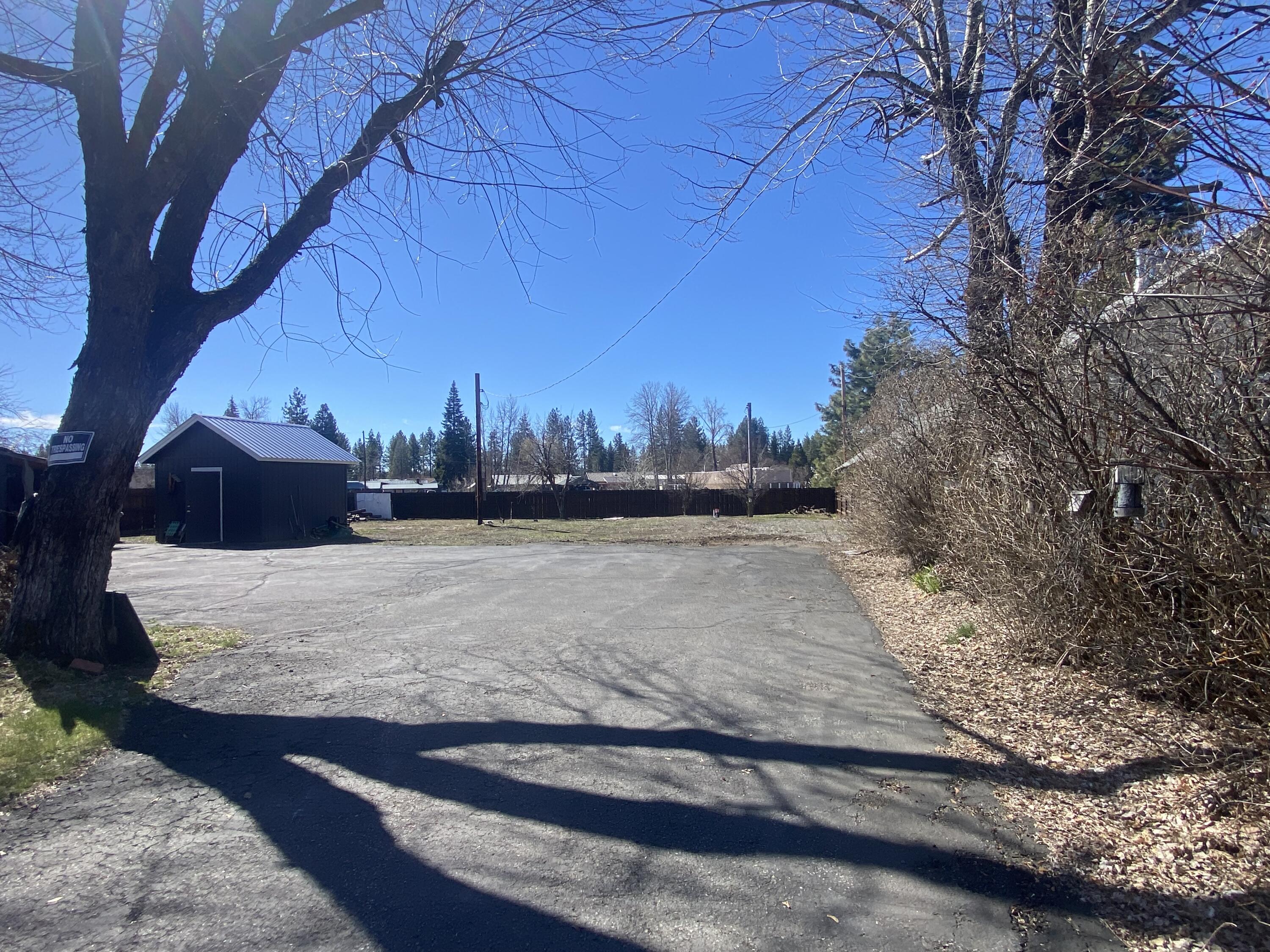230 Myrtle Street Chester, CA 96020 - Photo 7 of 10 Paved driveway