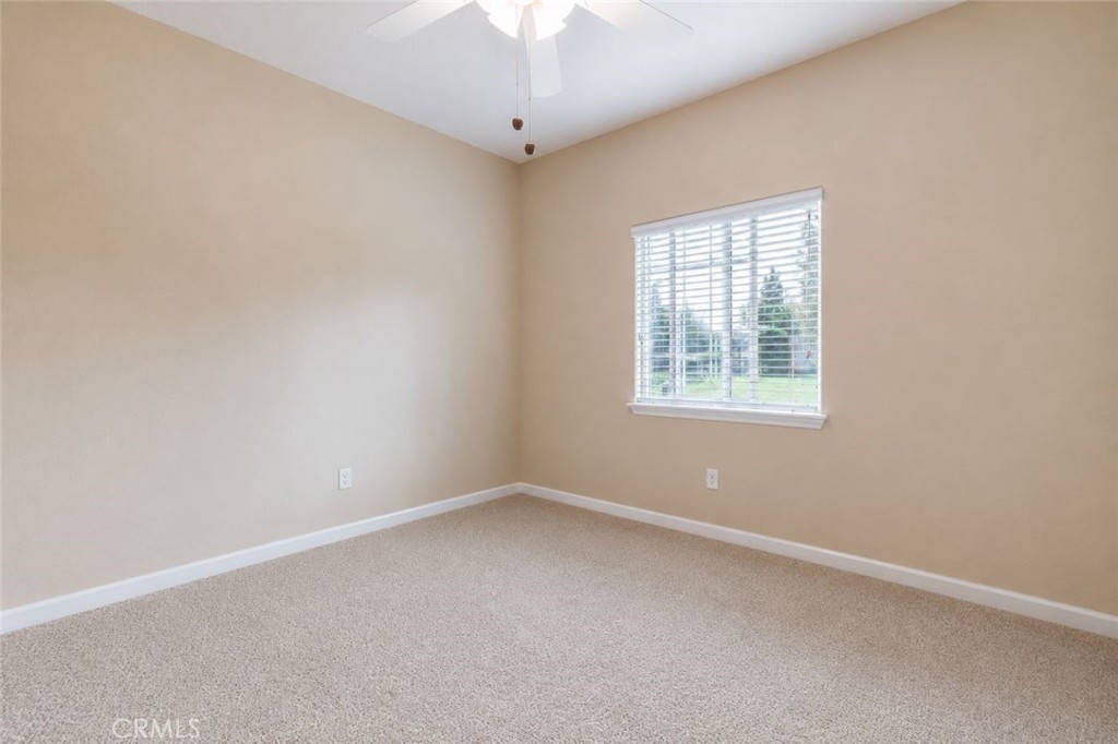 26261 Haley Way Madera, CA 93638 - Photo 15 of 49 Bedroom 2 - home office
