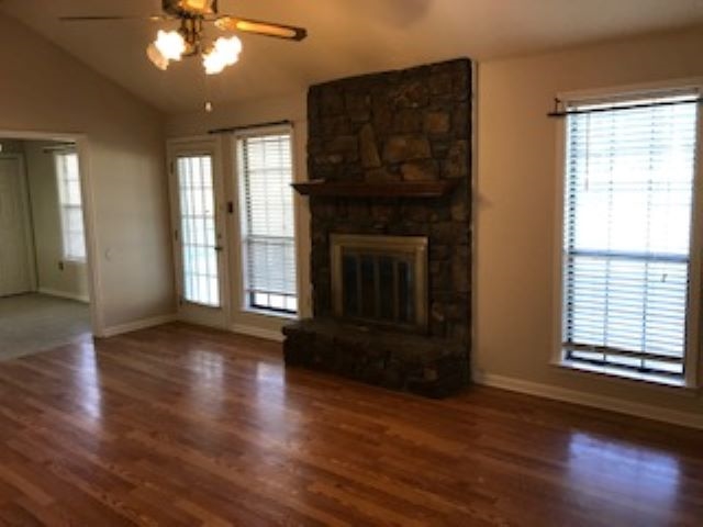 3219 Elmore Park Road Bartlett, TN 38134 - Photo 2 of 11