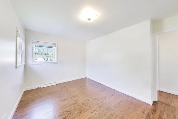 $429,900 | 1789 Farwell Avenue, Des Plaines, IL 60018