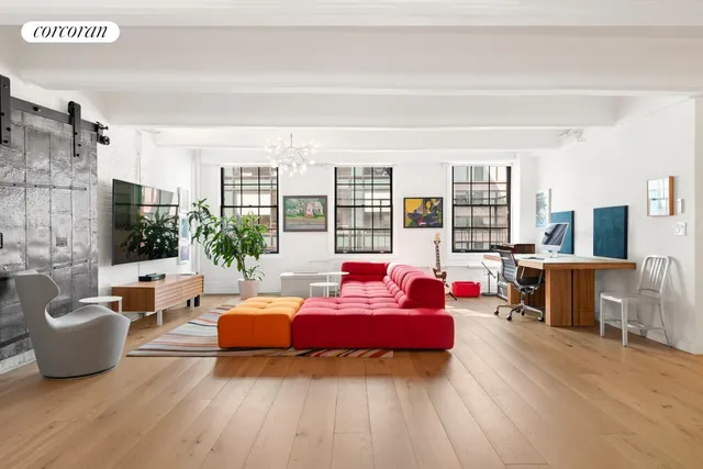 $4,750,000 | 40 Renwick Street, Unit 6 | Hudson Square