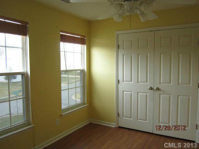 1901 Pine Mountain Road Charlotte, NC 28214 - Photo 7 of 10 a view of front door