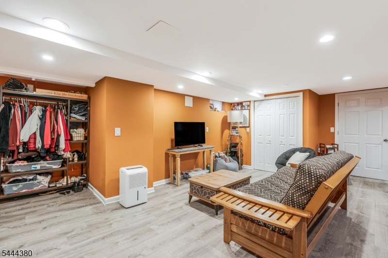 307 Minute Arms Road Union, NJ 07083 - Photo 21 of 26