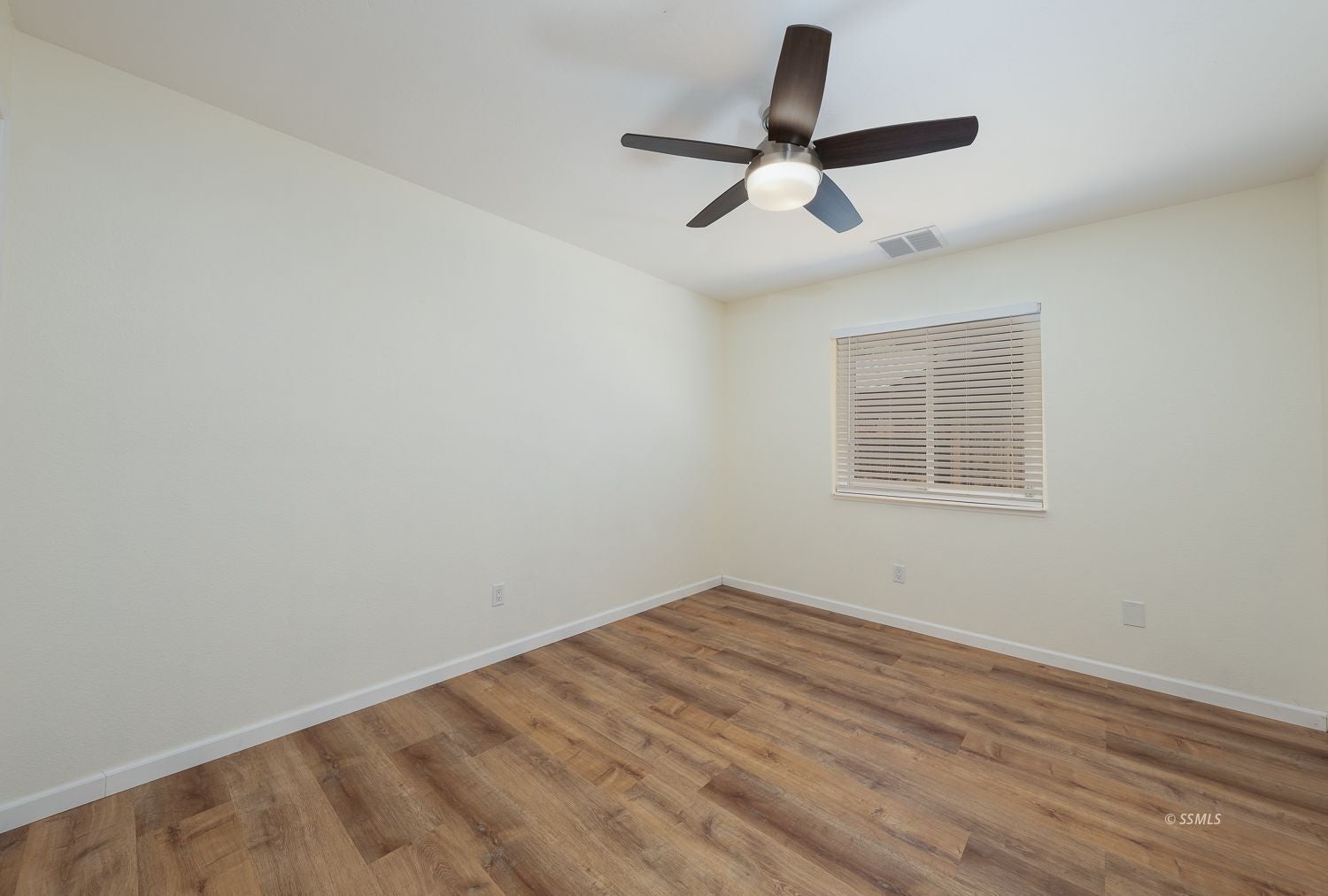 135 North American Street Ridgecrest, CA 93555 - Photo 23 of 34 Gallery Image 23