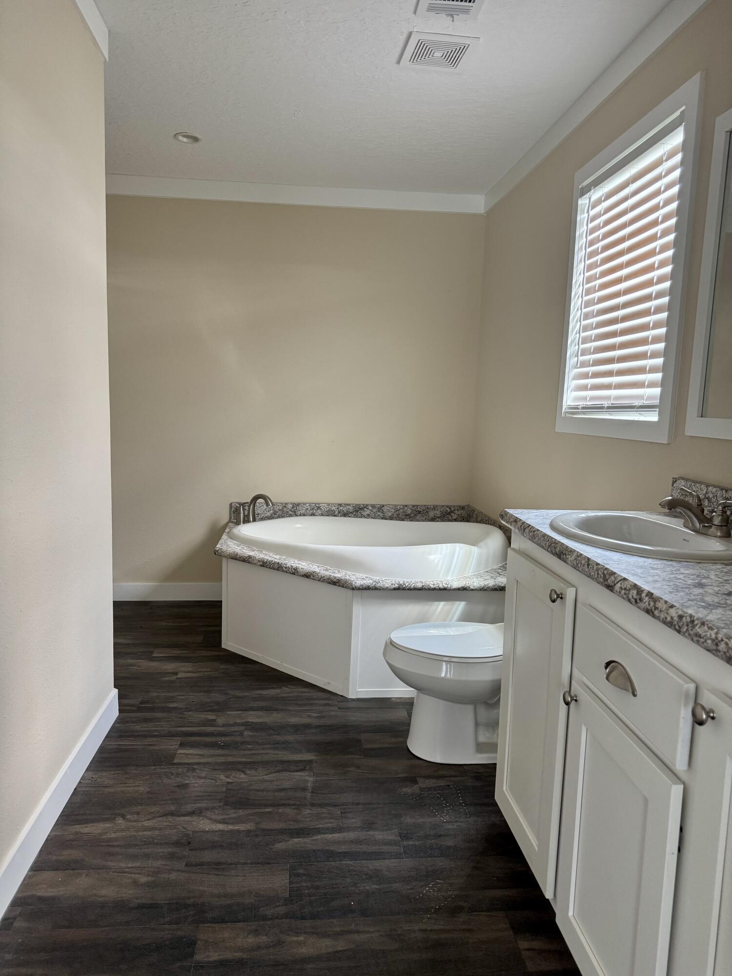 14615 Northwest 246th Street Okeechobee, FL 34972 - Photo 5 of 25 IMG_3193