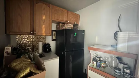 $629,000 | 42 Kenwood Avenue, Massapequa, NY 11758