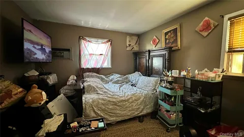 $629,000 | 42 Kenwood Avenue, Massapequa, NY 11758