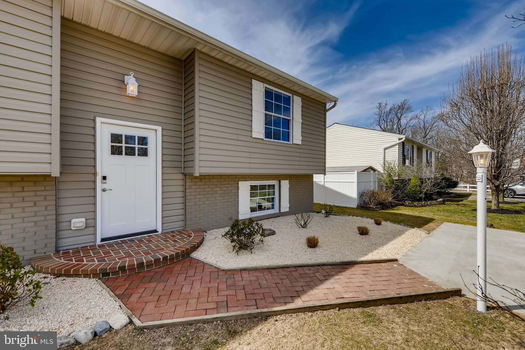 2202 Monocacy Road Baltimore, MD 21221 - Photo 2 of 38