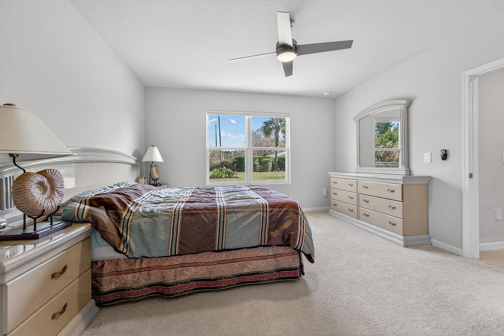 237 Raspberry Road Fort Pierce, FL 34981 - Photo 12 of 41 1221254-68