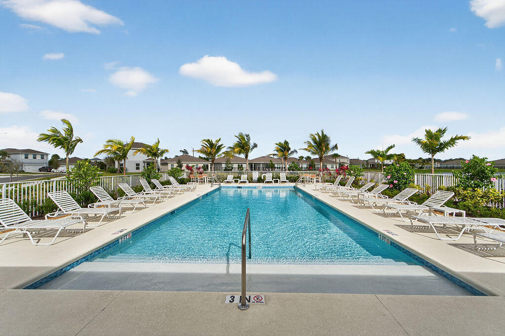 237 Raspberry Road Fort Pierce, FL 34981 - Photo 31 of 41 1221254-127