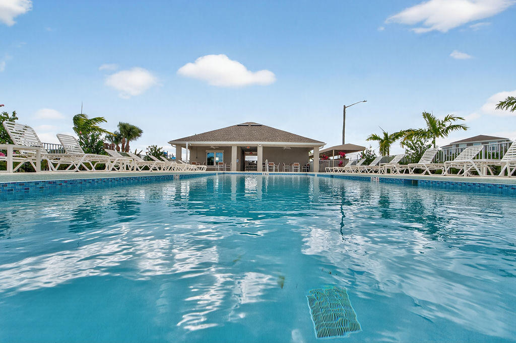 237 Raspberry Road Fort Pierce, FL 34981 - Photo 32 of 41 1221254-132