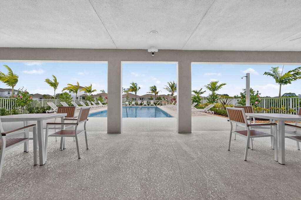 237 Raspberry Road Fort Pierce, FL 34981 - Photo 36 of 41 1221254-136