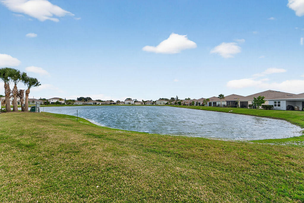 237 Raspberry Road Fort Pierce, FL 34981 - Photo 37 of 41 1221254-138