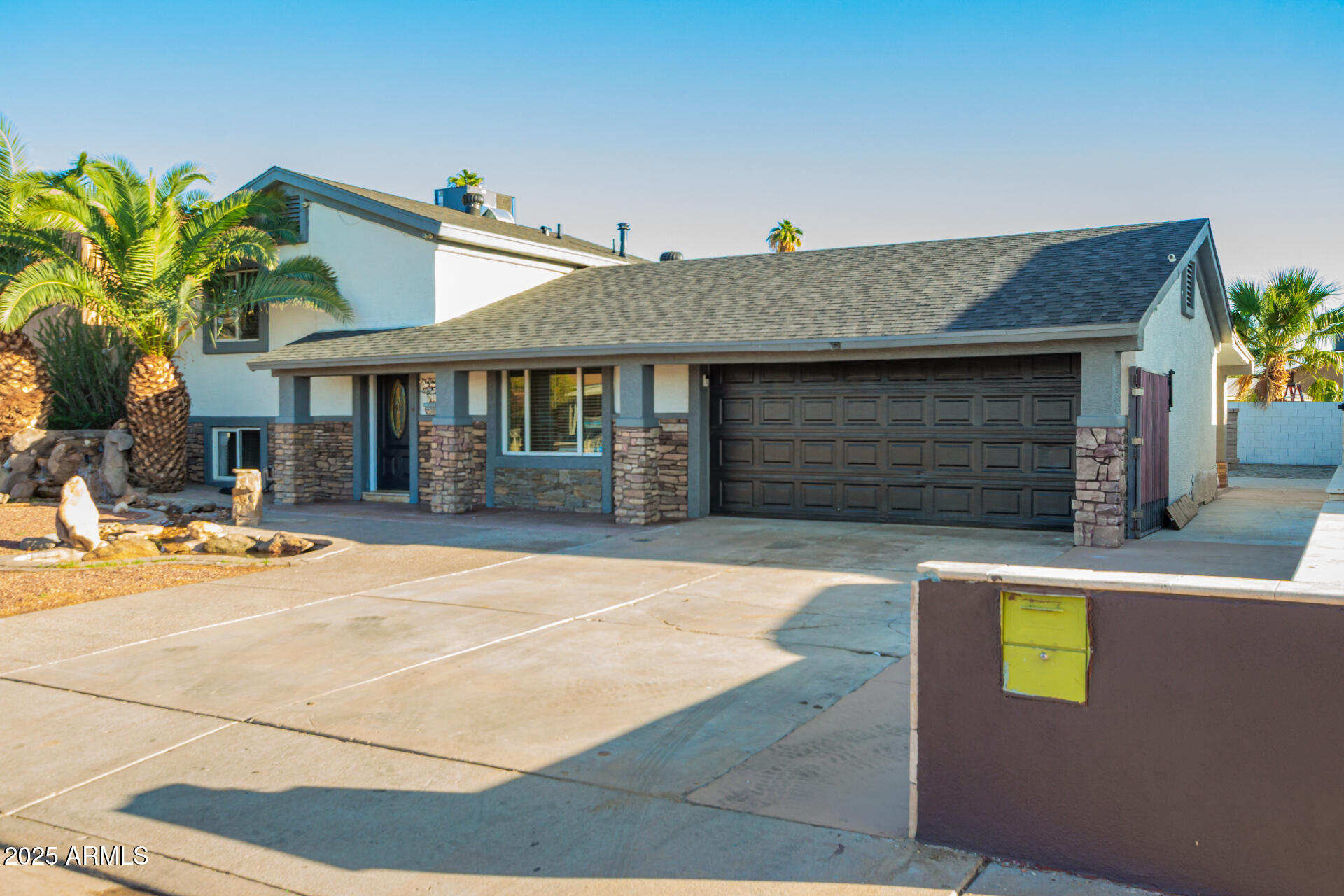 7531 West Osborn Road Phoenix, AZ 85033 - Photo 2 of 34 01 - Osborn 7531