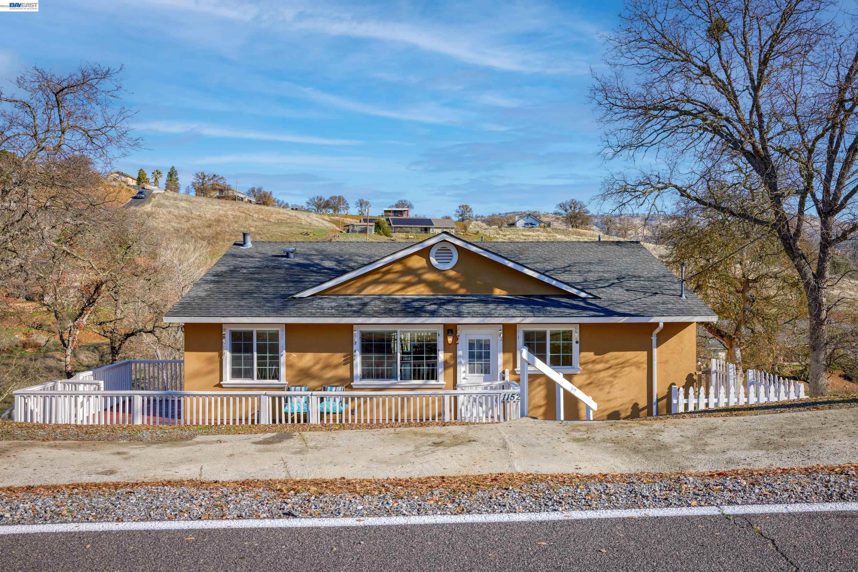 1152 Acorn Street Copperopolis, CA 95228 - Photo 2 of 30