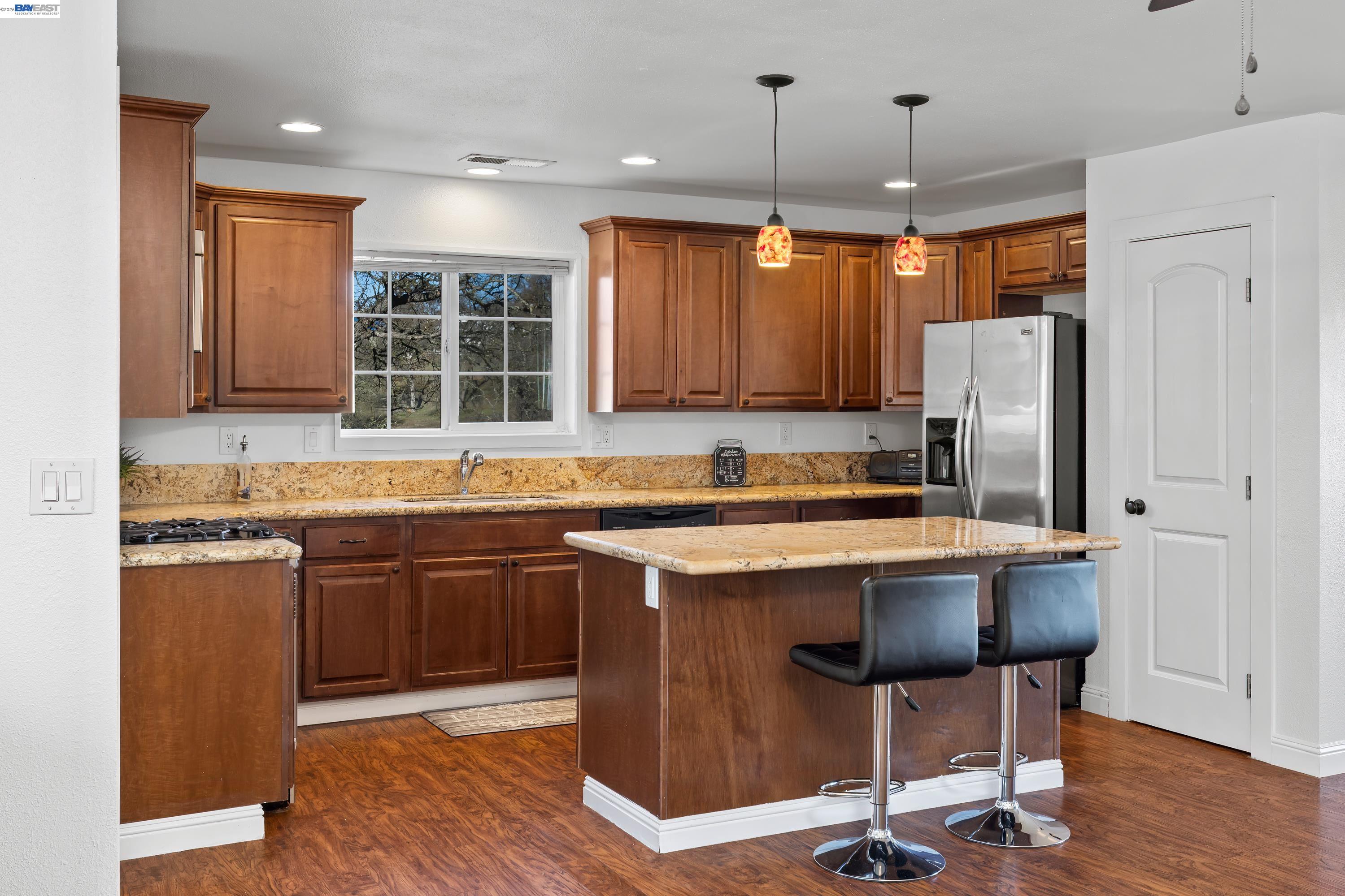 1152 Acorn Street Copperopolis, CA 95228 - Photo 4 of 30