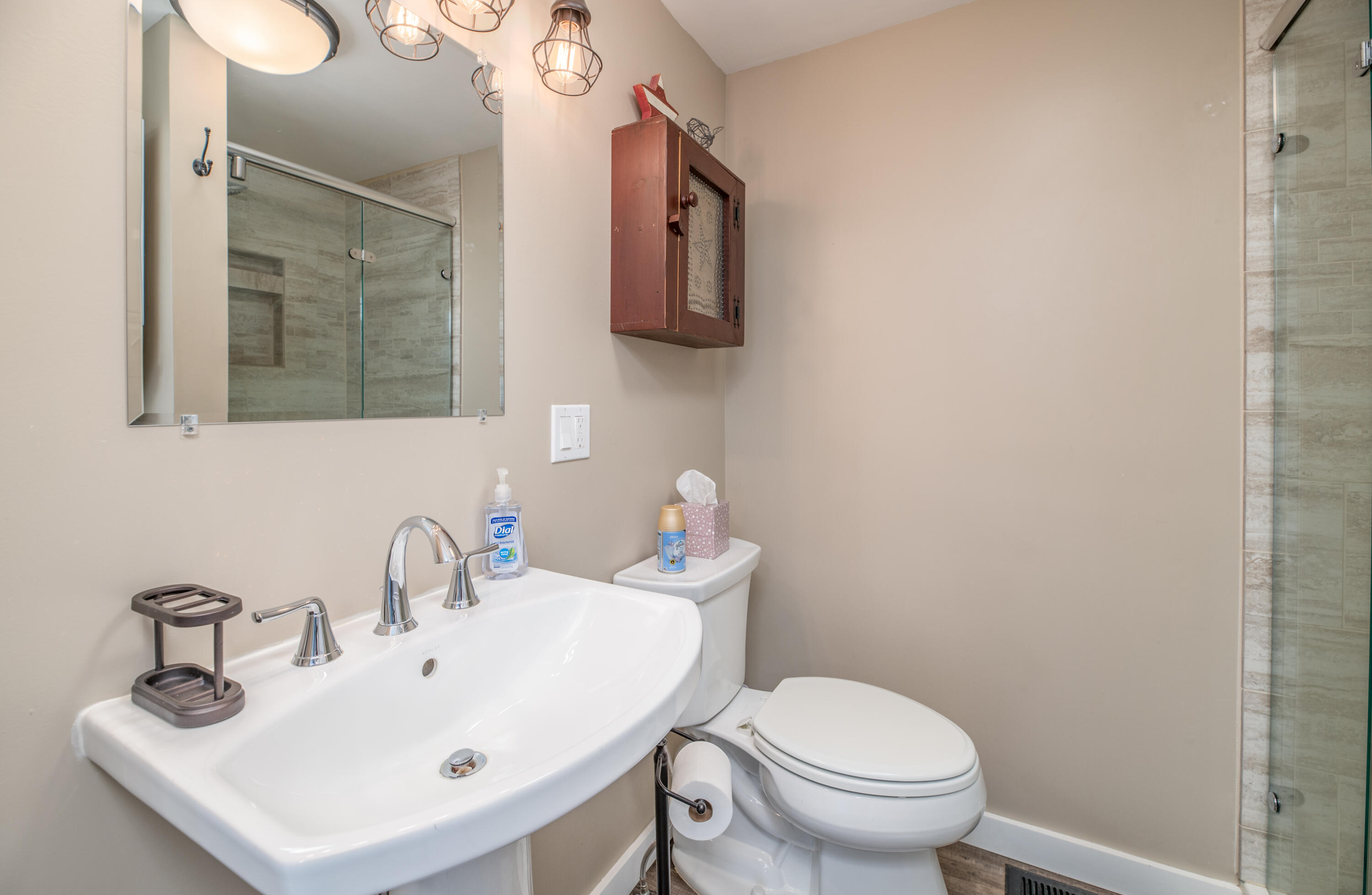 87 Roberts Shore Road Liberty, ME 04949 - Photo 36 of 51 Interior14