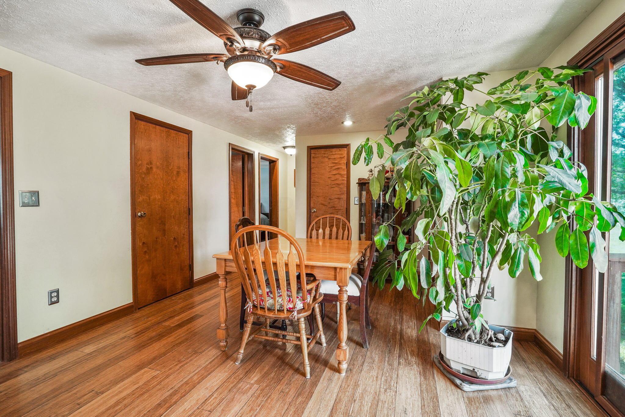 7400 Dyer Road Mount Sterling, OH 43143 - Photo 15 of 79 48-web-or-mls-DSC08423