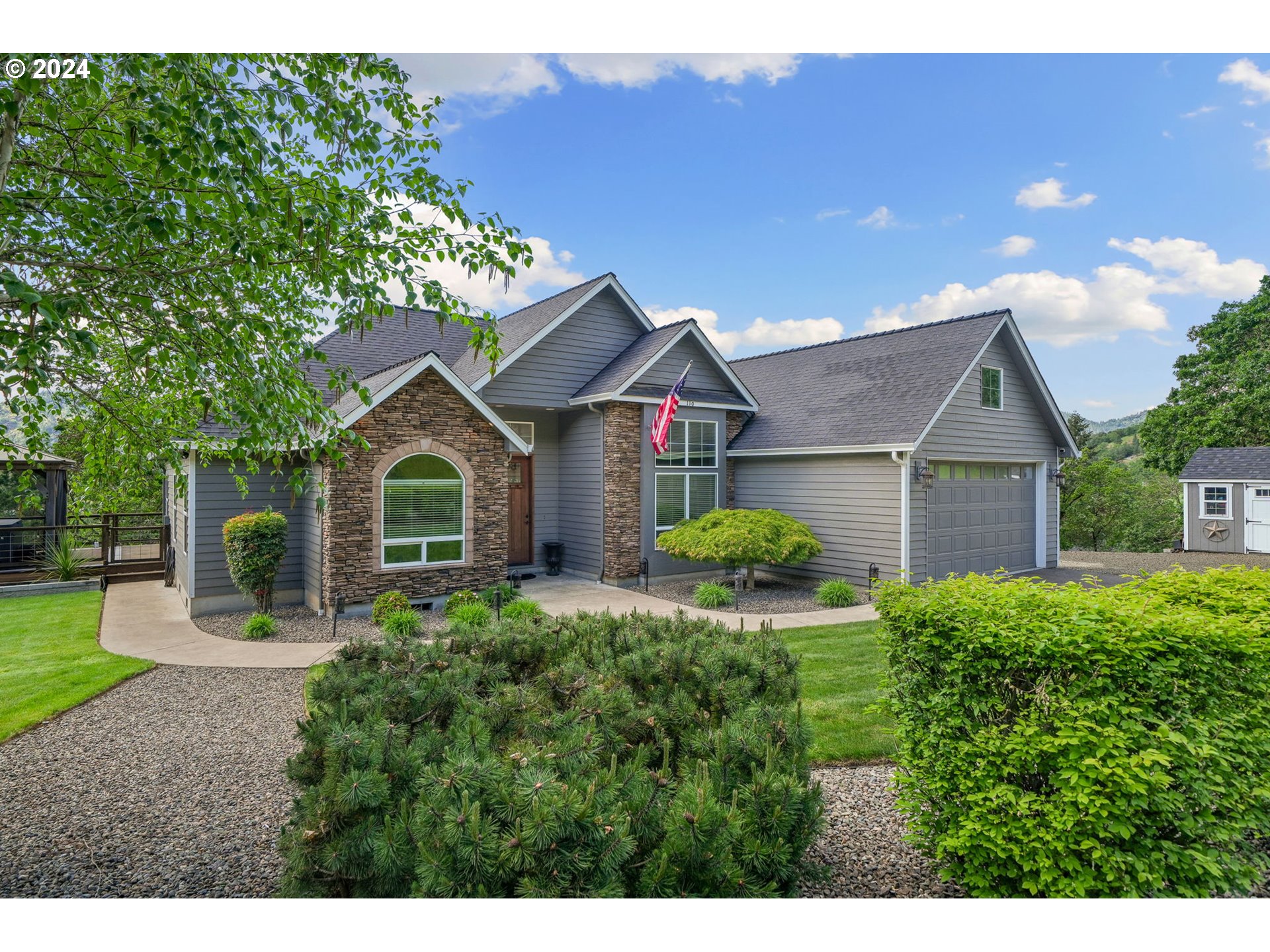 110 West Ridge Lane Myrtle Creek, OR 97457 - Photo 3 of 41