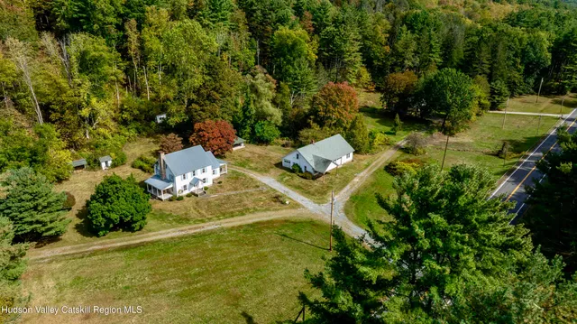 $849,000 | 956-958 Highway 55A, Napanoch, NY 12458