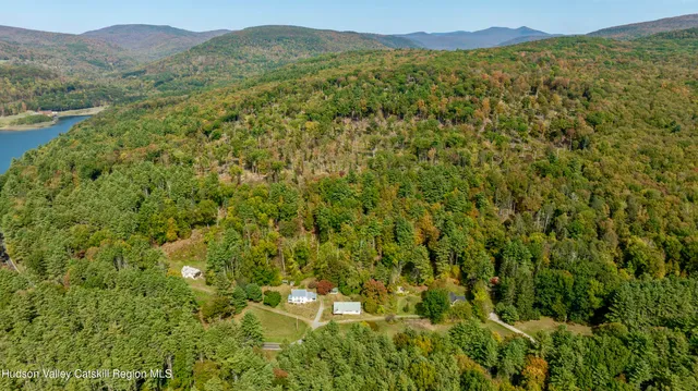 $849,000 | 956-958 Highway 55A, Napanoch, NY 12458