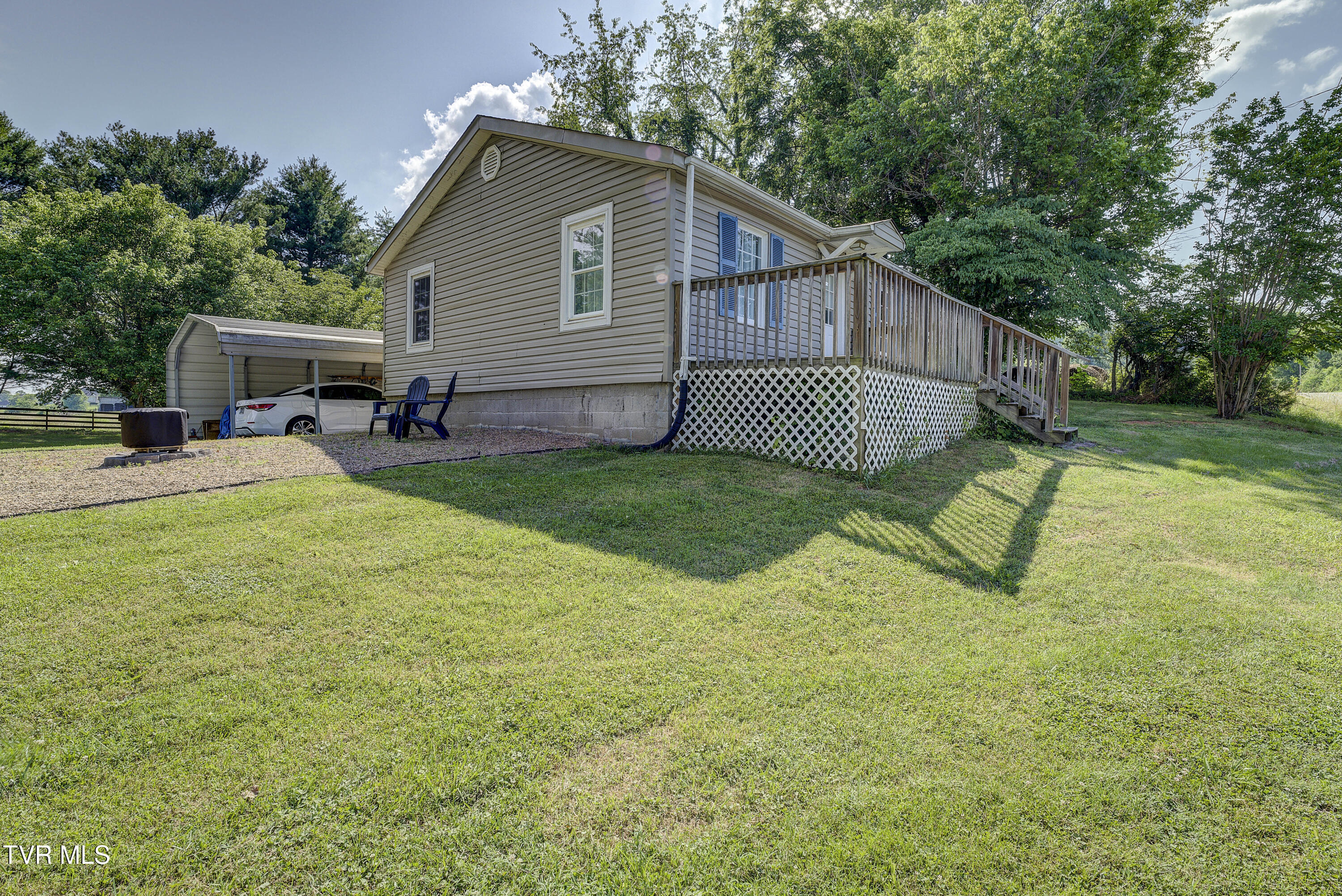 1277 Cooks Valley Road Kingsport, TN 37664 - Photo 3 of 36 CooksValley-19