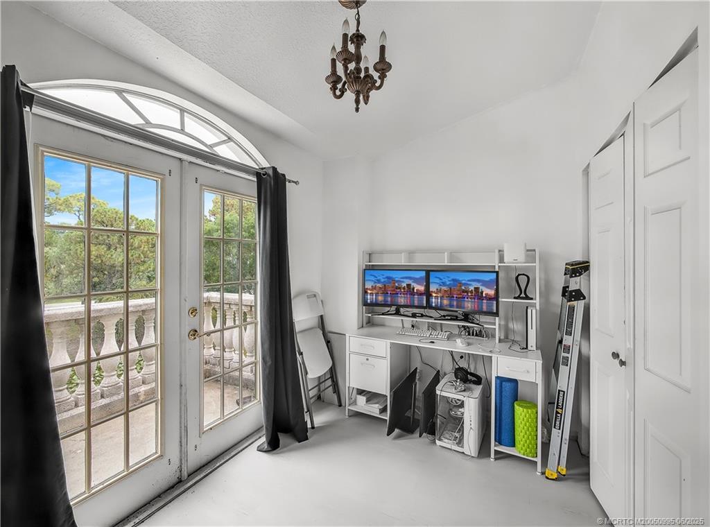 11013 Southwest Redwing Drive Stuart, FL 34997 - Photo 27 of 37 Gallery Image 27