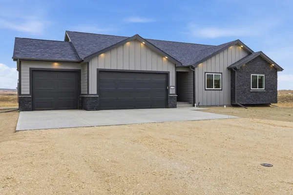 $638,500 | 6570 Meadow Wind Way, Mills, WY 82604