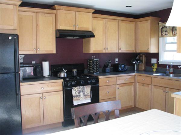 370 Chase Road Lunenburg, MA 01462 - Photo 4 of 24